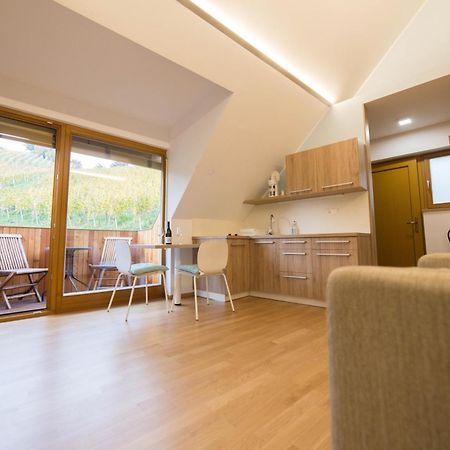 Vino Valdhuber Apartments Svecina 외부 사진